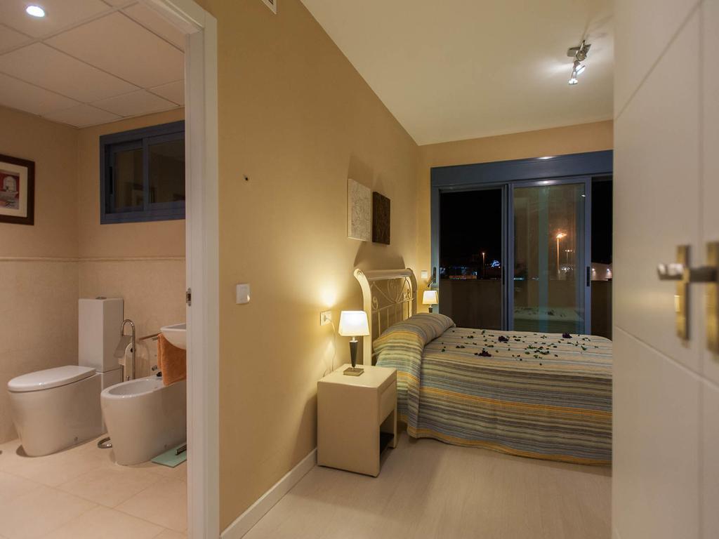 Livingtarifa Apartamento La Isla Apartment Exterior foto